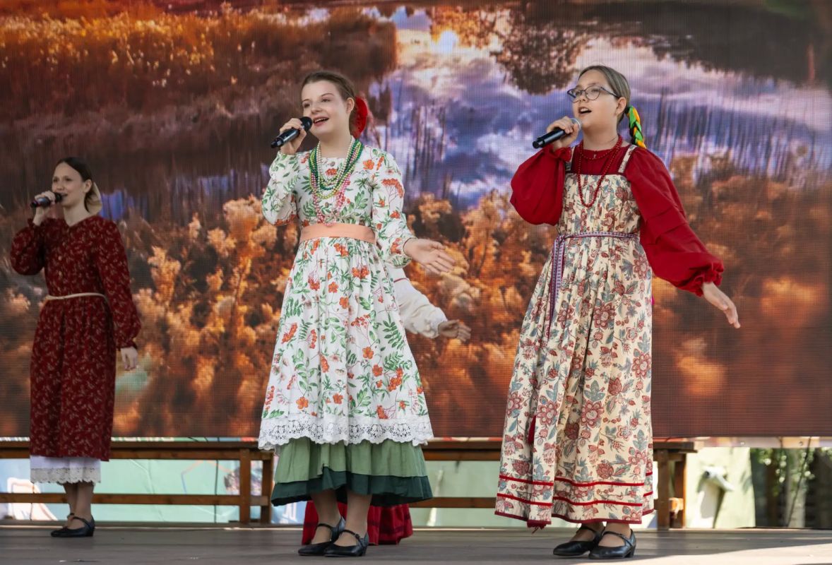 В Сургуте в четвёртый раз прошёл фестиваль «Русский мир» В Сургуте в четвёртый раз прошёл фестиваль «Русский мир»