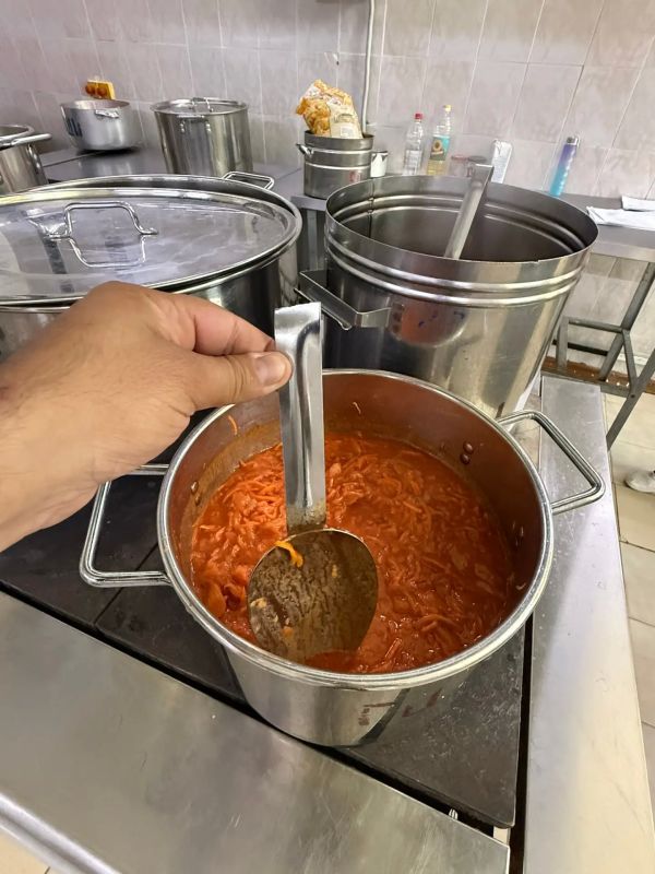 Сотрудники пищеблока, прачечной и буфета городской больницы Когалыма жалуются на невыносимые условия труда, отсутствие рабочего инвентаря и вообще «полный бардак» Сотрудники пищеблока, прачечной и буфета городской больницы Когалыма жалуются на невыносимые условия труда, отсутствие рабочего инвентаря и вообще «полный бардак»