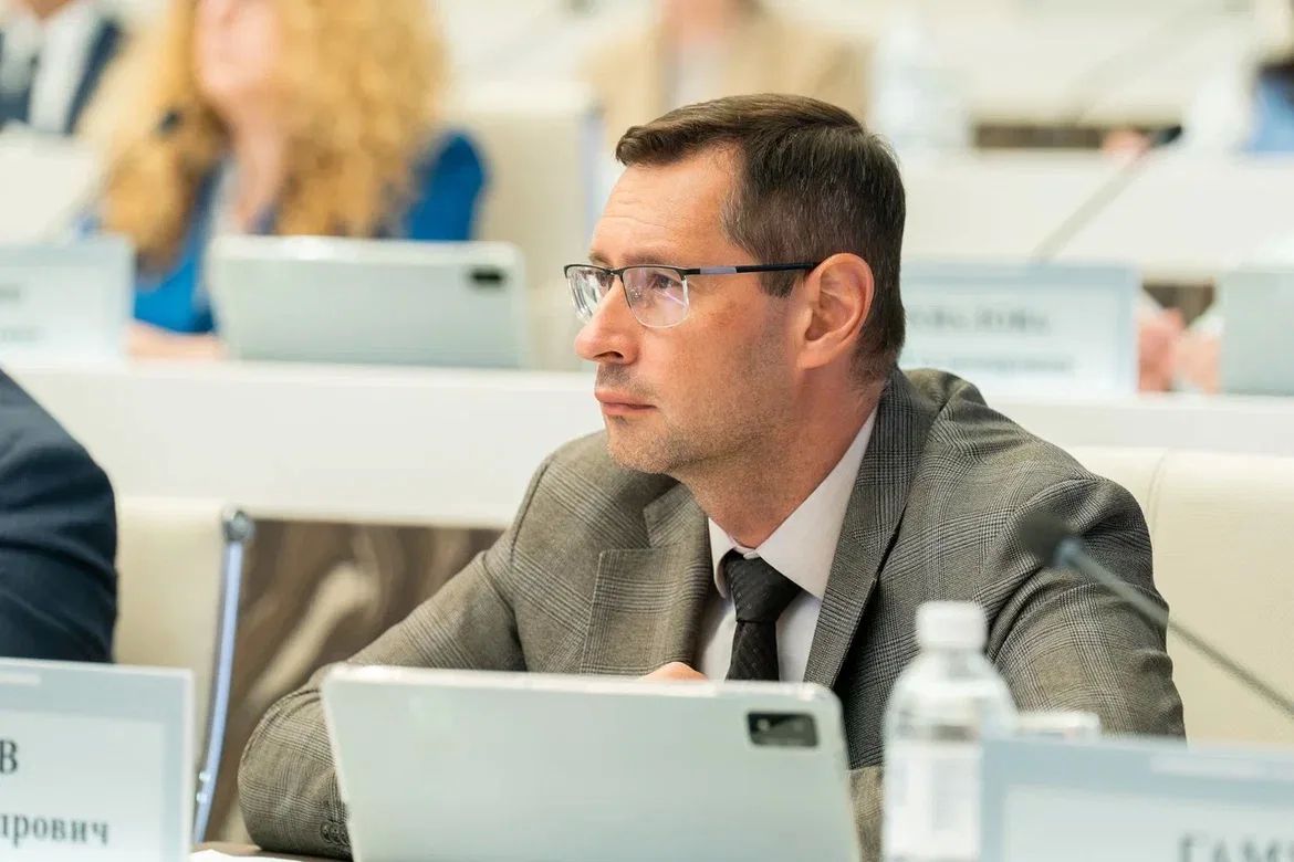 Руслан Кухарук: На заседании Комитета по проектному управлению и мониторингу социальноэкономического развития Югры руководители профильных ведомств, а также главы городов и районов отчитались о результатах реализации... Руслан Кухарук: На заседании Комитета по проектному управлению и мониторингу социальноэкономического развития Югры руководители профильных ведомств, а также главы городов и районов отчитались о результатах реализации...