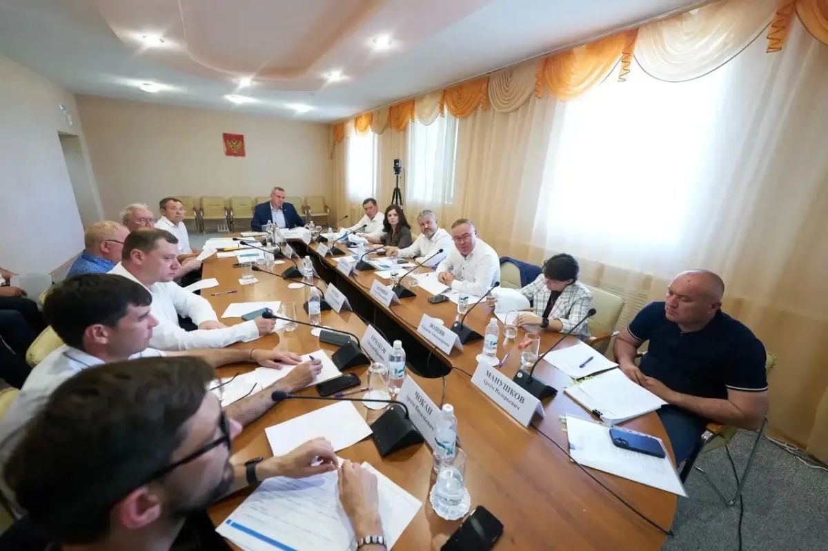 Губернатор Югры проинспектировал ремонт дорог в Октябрьском районе Губернатор Югры проинспектировал ремонт дорог в Октябрьском районе