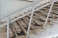 В Югре женщина добилась выплаты 300 тысяч от УК за падение на ступеньках
