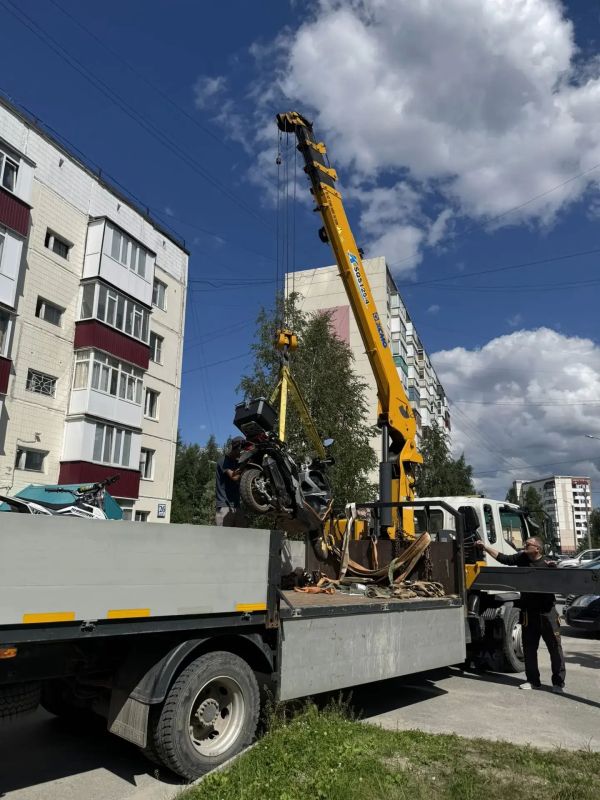 Сотрудники Госавтоинспекции продолжают профилактическую деятельность на дорогах Югры Сотрудники Госавтоинспекции продолжают профилактическую деятельность на дорогах Югры