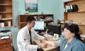 В Октябрьской районной больнице пополнение - по программе «Земский доктор» к работе приступил молодой участковый терапевт Александр Харченко