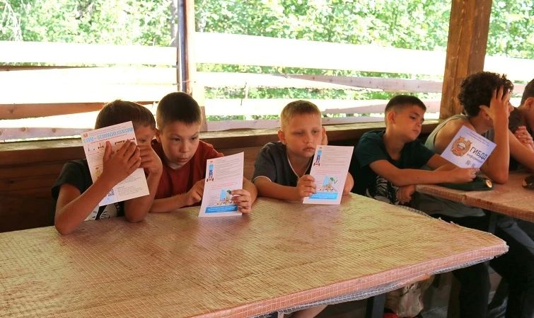 В Ханты-Мансийске продолжается всероссийская акция «Каникулы с Общественным советом» В Ханты-Мансийске продолжается всероссийская акция «Каникулы с Общественным советом»