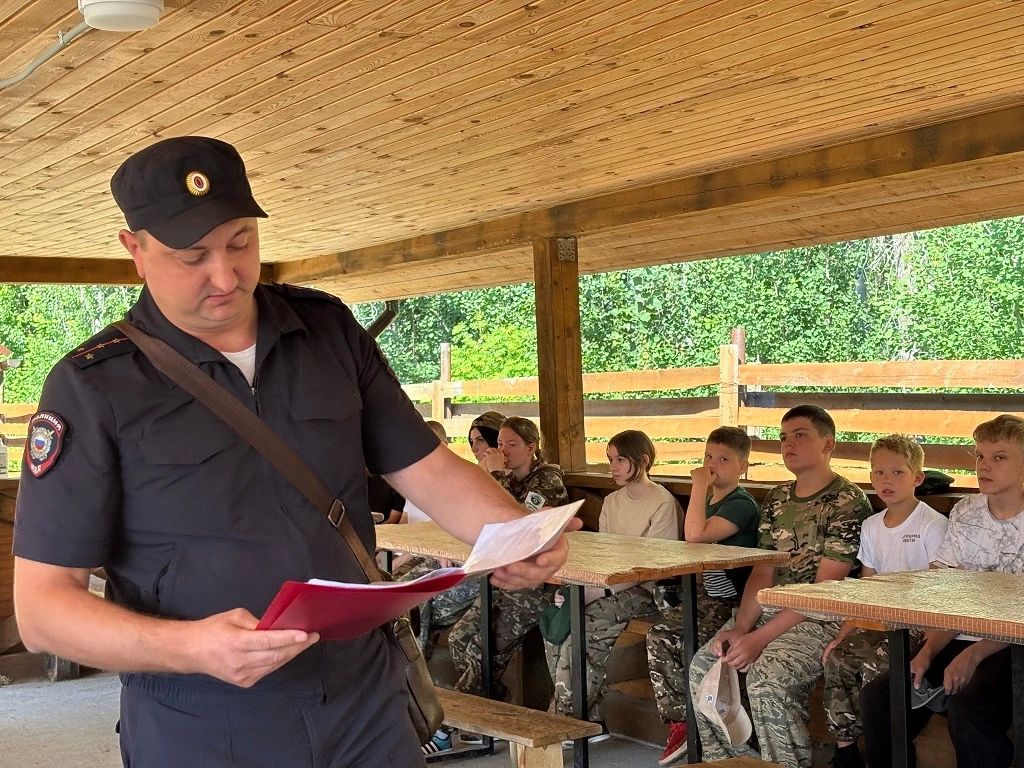 В Ханты-Мансийске продолжается всероссийская акция «Каникулы с Общественным советом» В Ханты-Мансийске продолжается всероссийская акция «Каникулы с Общественным советом»