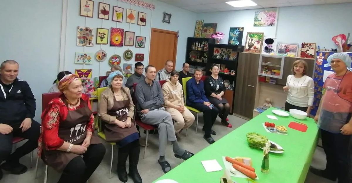 Через традиции к самостоятельности: как «Бабушкин сундучок» помогает развивать бытовые навыки Через традиции к самостоятельности: как «Бабушкин сундучок» помогает развивать бытовые навыки