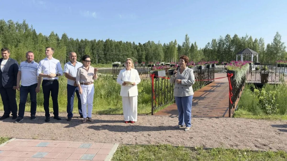 Единая Россия приняла участие в открытии новой точки притяжения в Куть-Яхе Единая Россия приняла участие в открытии новой точки притяжения в Куть-Яхе