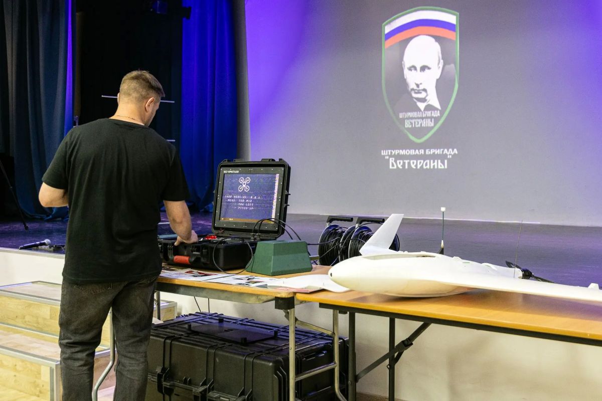 В Сургуте прошла выставка беспилотных аппаратов В Сургуте прошла выставка беспилотных аппаратов