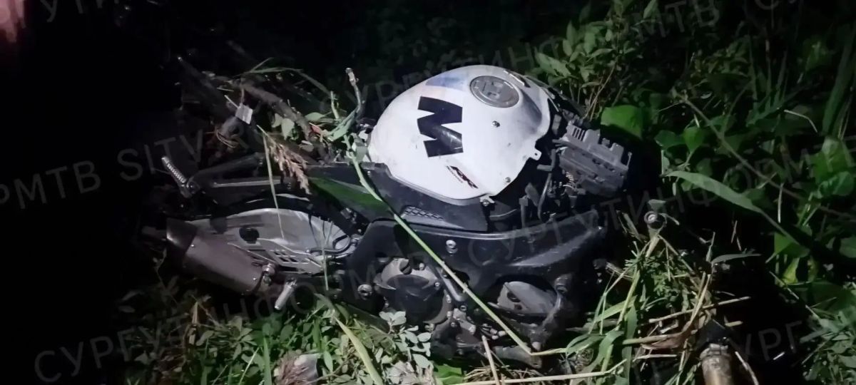 В Сургуте вечером разбился байкер В Сургуте вечером разбился байкер