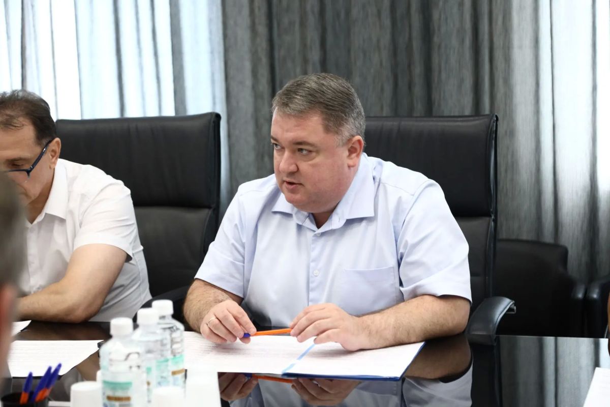 Дмитрий Кощенко: Провел рабочее совещание с руководителями ресурсоснабжающих организаций Дмитрий Кощенко: Провел рабочее совещание с руководителями ресурсоснабжающих организаций