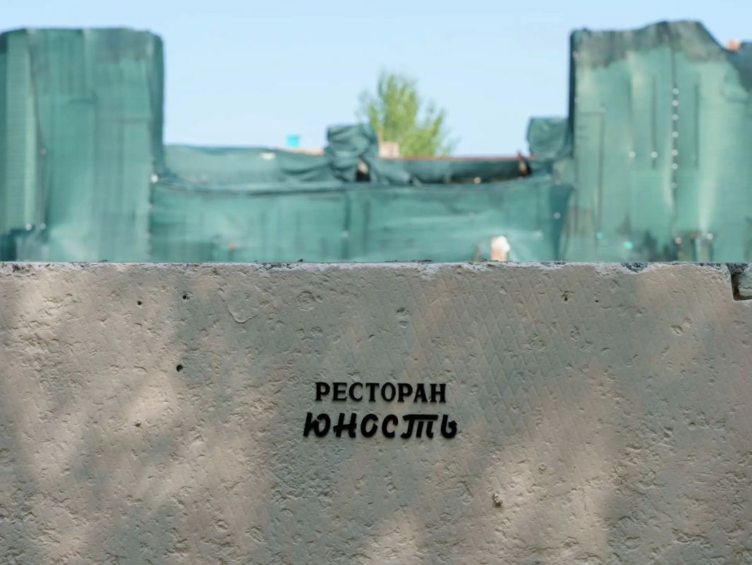 Гостев тайно украсил Нижневартовск своими арт-объектами Гостев тайно украсил Нижневартовск своими арт-объектами