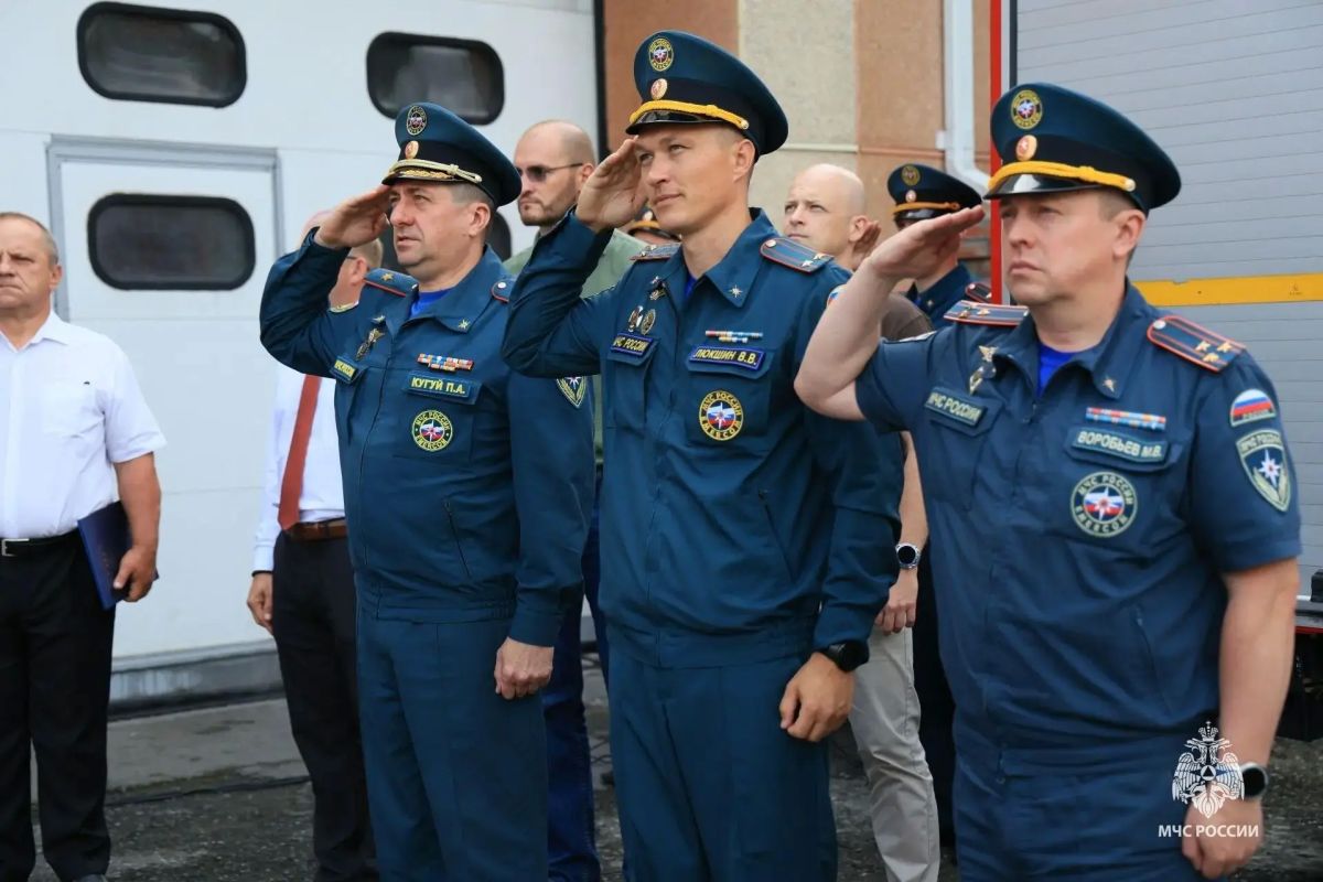 В Ханты-Мансийске состоялось торжественное мероприятие, посвященное 40-летию со дня образования 75 пожарно-спасательной части В Ханты-Мансийске состоялось торжественное мероприятие, посвященное 40-летию со дня образования 75 пожарно-спасательной части
