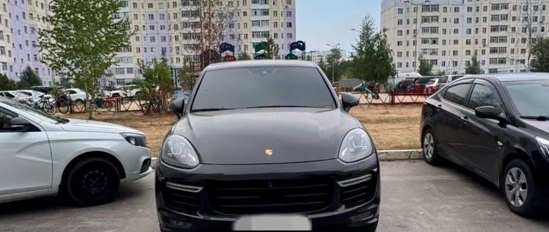 В Нижневартовске поймали двух аферистов, которые били дорогие машины ради денег В Нижневартовске поймали двух аферистов, которые били дорогие машины ради денег