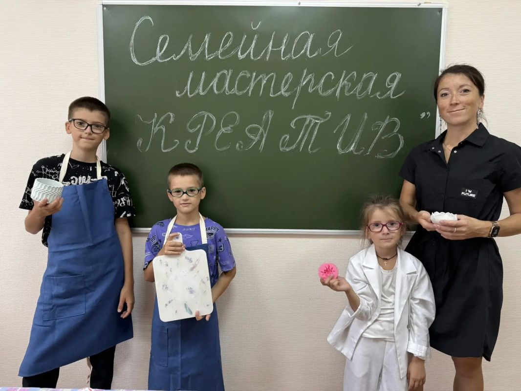 Семейная мастерская «Креатив»: место, где семьи создают общие воспоминания Семейная мастерская «Креатив»: место, где семьи создают общие воспоминания