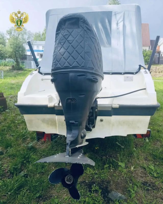 Нелегальное водное такси прикрыли в Октябрьском районе