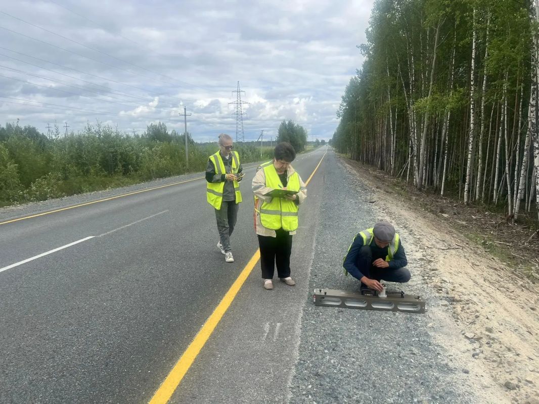 В Ханты-Мансийском автономном округе-Югре общественники приняли участие в приемке дороги Стрежевой – Нижневартовск В Ханты-Мансийском автономном округе-Югре общественники приняли участие в приемке дороги Стрежевой – Нижневартовск