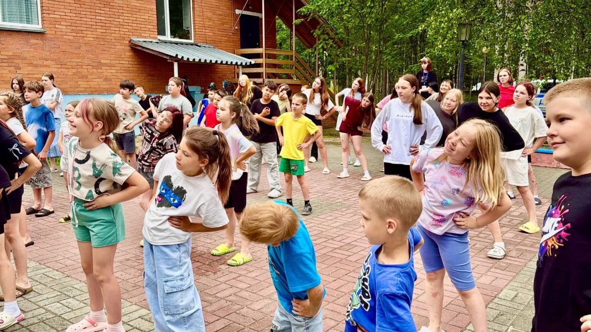 В Белоярском полицейские и общественники провели спортивный праздник для детей В Белоярском полицейские и общественники провели спортивный праздник для детей