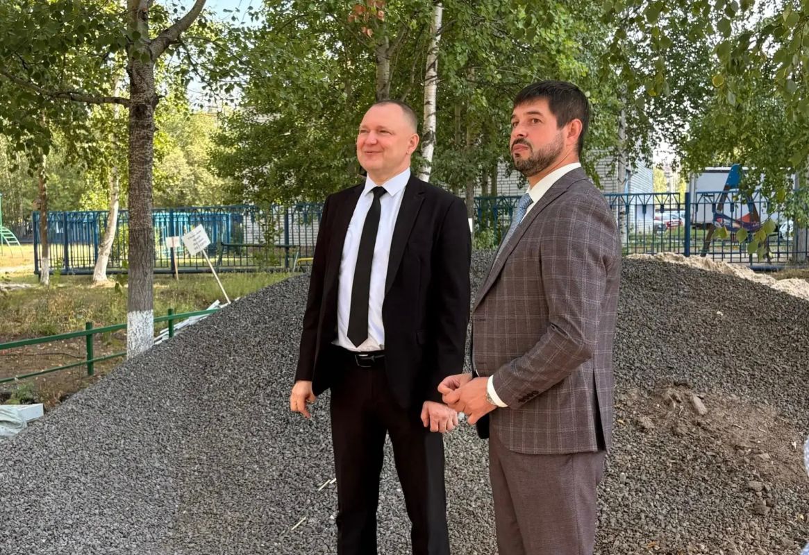 Школы готовят к новому учебному году Школы готовят к новому учебному году