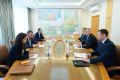 Губернатор Югры обсудил на встрече с лидером ЛДПР вопросы поддержки участников СВО и контроля миграции