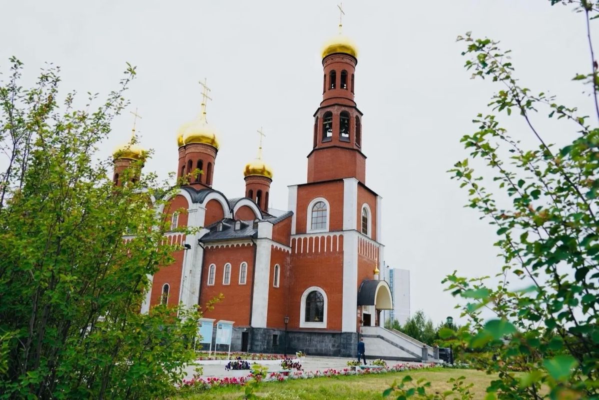 11 детей из четырёх многодетных семей сегодня крестил митрополит Павел в Нижневартовске! Таинство прошло в храме Рождества Христова 11 детей из четырёх многодетных семей сегодня крестил митрополит Павел в Нижневартовске! Таинство прошло в храме Рождества Христова
