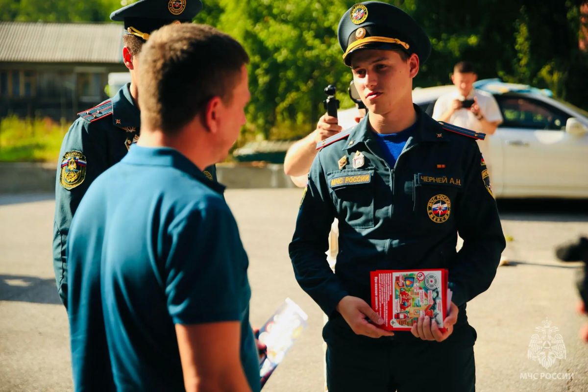 В частном секторе Ханты-Мансийска прошел профилактический рейд по пожарной безопасности В частном секторе Ханты-Мансийска прошел профилактический рейд по пожарной безопасности