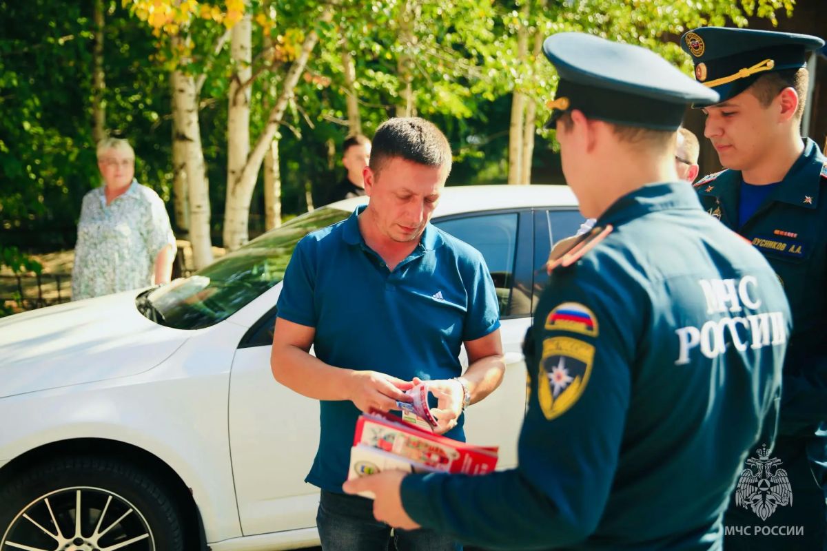 В частном секторе Ханты-Мансийска прошел профилактический рейд по пожарной безопасности В частном секторе Ханты-Мансийска прошел профилактический рейд по пожарной безопасности