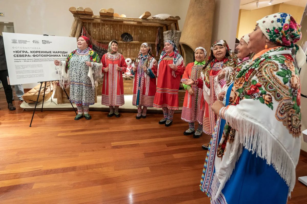 Фотовыставку ТАСС о коренных народах Севера открыли в Югре Фотовыставку ТАСС о коренных народах Севера открыли в Югре
