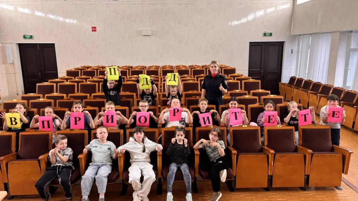 В Югре продолжается масштабная социальная кампания «ПДД — в приоритете», направленная на повышение безопасности на дорогах В Югре продолжается масштабная социальная кампания «ПДД — в приоритете», направленная на повышение безопасности на дорогах