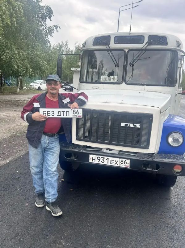 В Югре продолжается масштабная социальная кампания «ПДД — в приоритете», направленная на повышение безопасности на дорогах В Югре продолжается масштабная социальная кампания «ПДД — в приоритете», направленная на повышение безопасности на дорогах