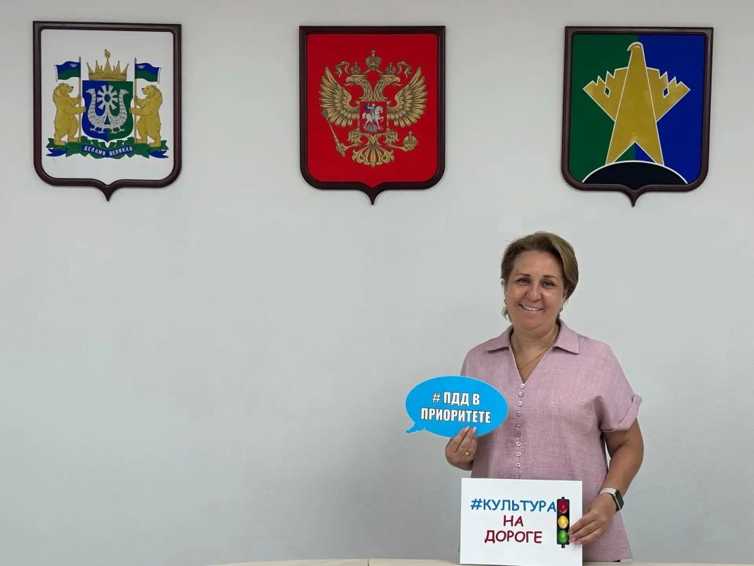 Начальник отдела по осуществлению деятельности комиссии по делам несовершеннолетних и защите их прав администрации Сургутского района Суханова Ольга Валерьевна, заместитель начальника отдела по осуществлению деятельности...