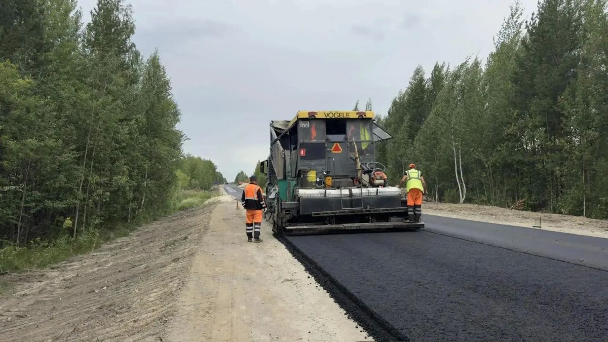 В Ханты-Мансийском автономном округе-Югре продолжается ремонт участка автодороги г. Лангепас - г. Покачи В Ханты-Мансийском автономном округе-Югре продолжается ремонт участка автодороги г. Лангепас - г. Покачи