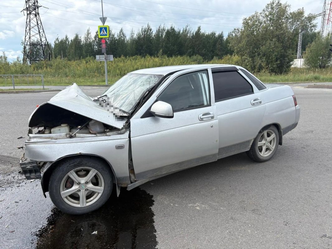 В Нижневартовске четыре человека пострадали в ДТП на перекрестке В Нижневартовске четыре человека пострадали в ДТП на перекрестке