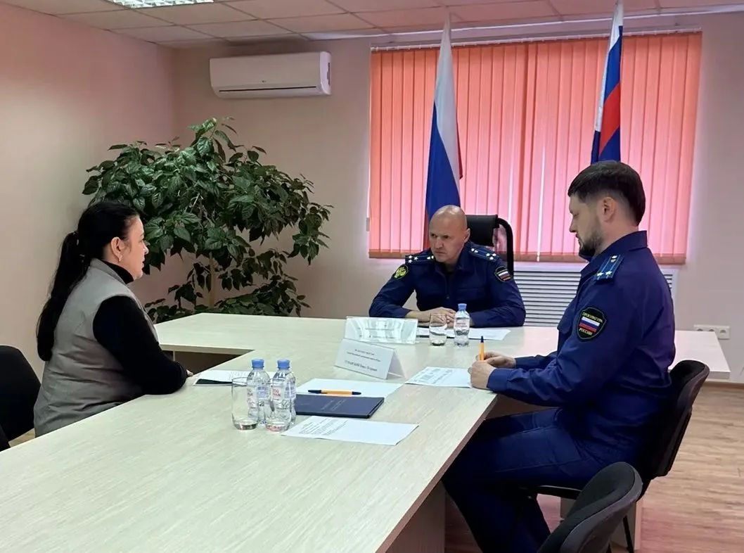 Прокурор округа Дмитрий Попов посетил с рабочим визитом город Урай и Кондинский район Прокурор округа Дмитрий Попов посетил с рабочим визитом город Урай и Кондинский район