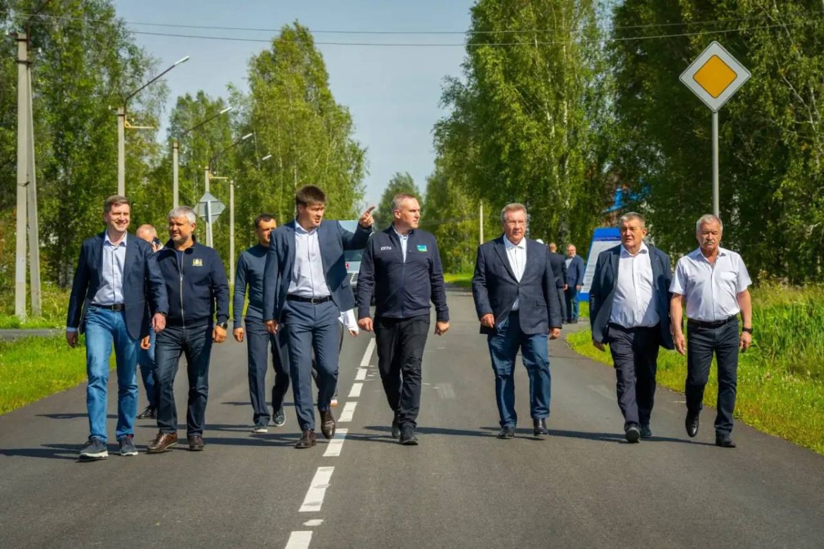 Губернатор Руслан Кухарук отметил темп благоустройства в Кондинском районе, побывав на стройках Губернатор Руслан Кухарук отметил темп благоустройства в Кондинском районе, побывав на стройках