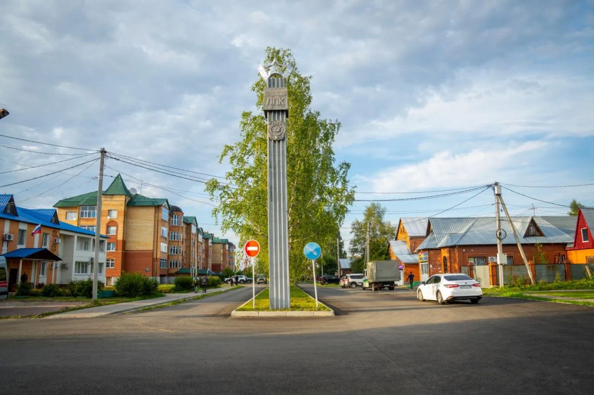 Губернатор Югры проинспектировал дорожные работы в трёх населённых пунктах Кондинского района Губернатор Югры проинспектировал дорожные работы в трёх населённых пунктах Кондинского района