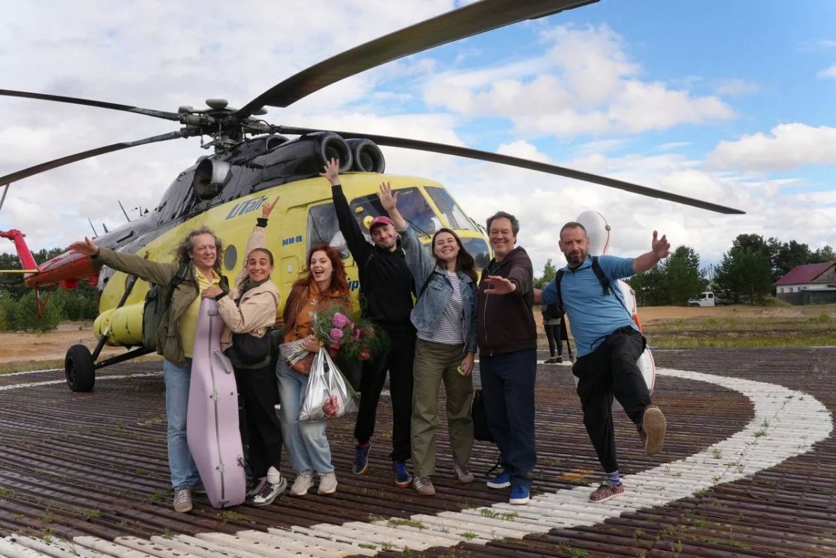 Классика на краю Югры. Пять дней, восемь сел и деревень и более 600 километров по Югре – так прошел маршрут фестиваля-путешественника «Музыкальная экспедиция» Классика на краю Югры. Пять дней, восемь сел и деревень и более 600 километров по Югре – так прошел маршрут фестиваля-путешественника «Музыкальная экспедиция»