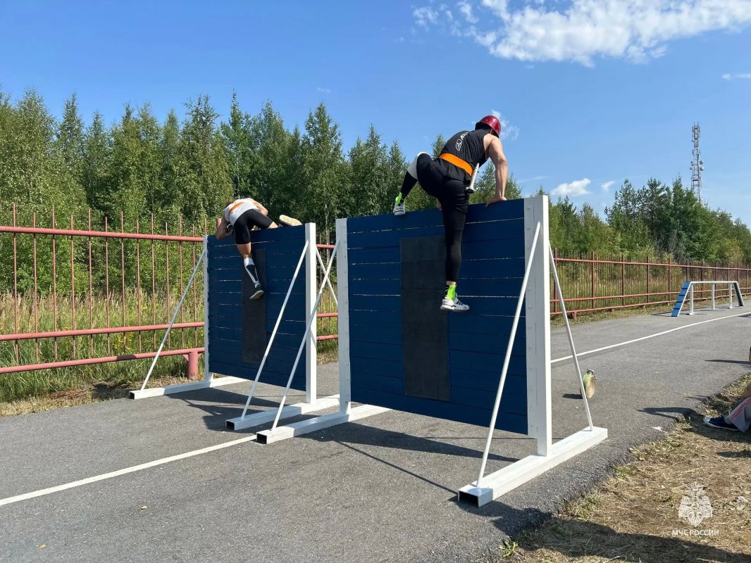 В Когалымском пожарно-спасательном гарнизоне прошли соревнования по пожарно-спасательному спорту В Когалымском пожарно-спасательном гарнизоне прошли соревнования по пожарно-спасательному спорту