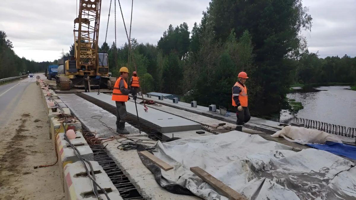 В ХантыМансийском автономном округе — Югре продолжается ремонт участка дороги «Юг» В ХантыМансийском автономном округе — Югре продолжается ремонт участка дороги «Юг»