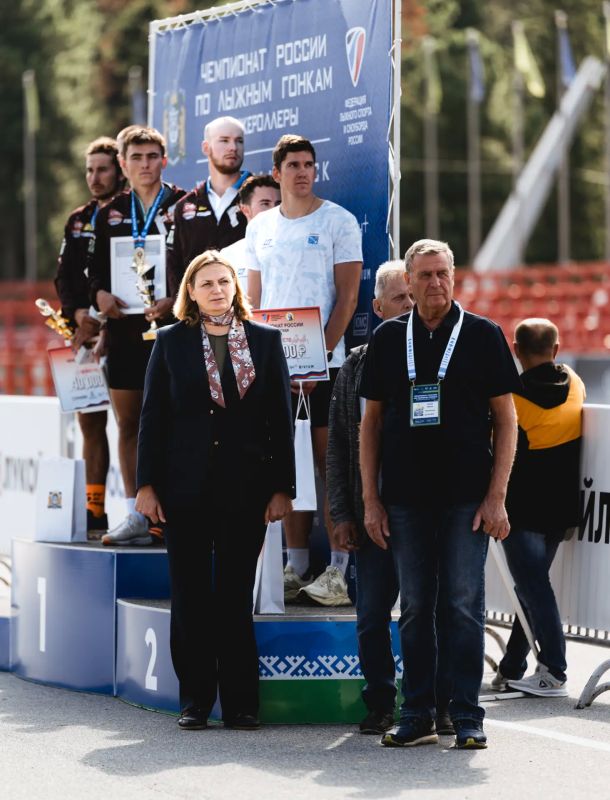 Поехали! В Ханты-Мансийске торжественно открыт чемпионат России по лыжероллерам Поехали! В Ханты-Мансийске торжественно открыт чемпионат России по лыжероллерам