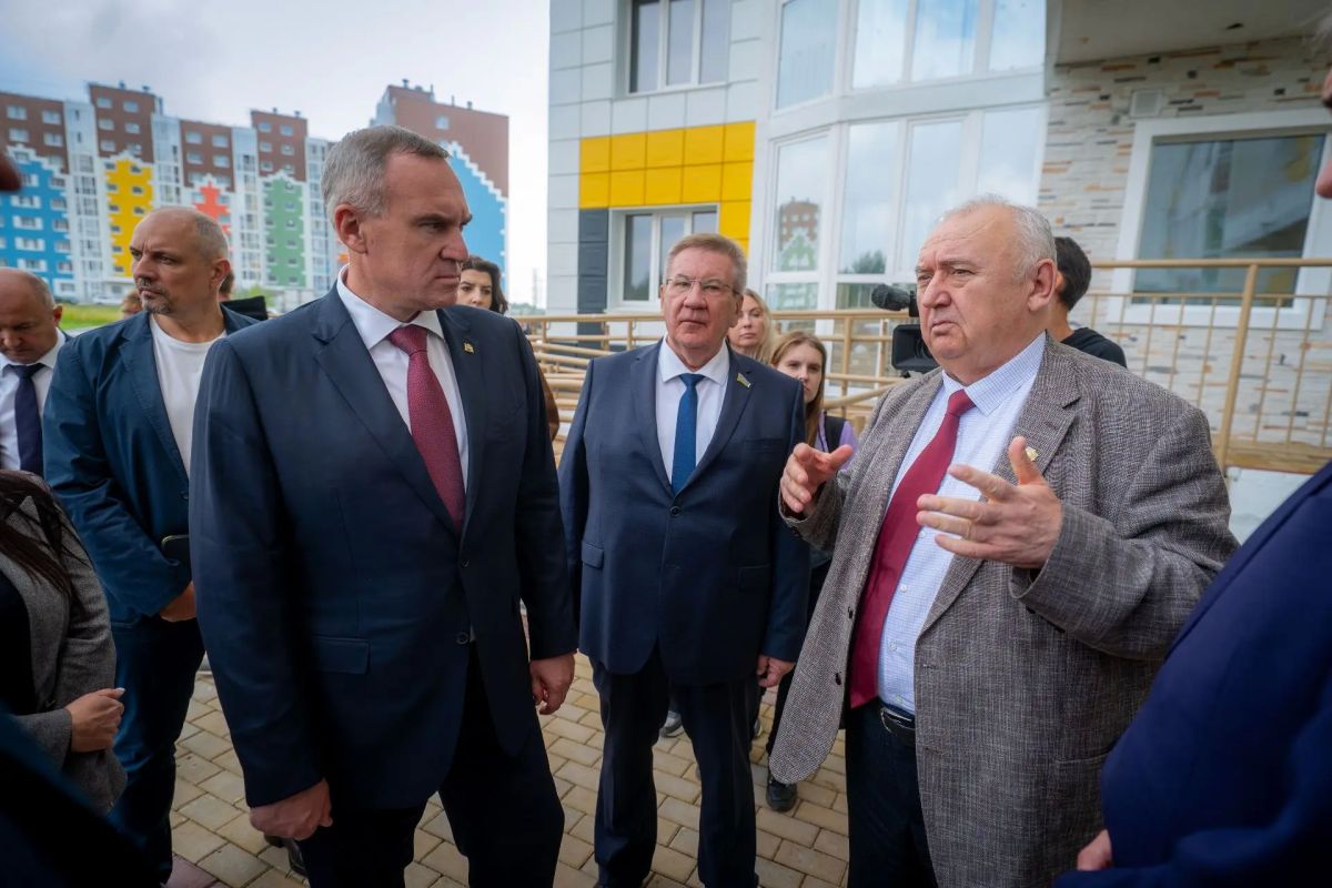 В Белом Яре создают новые условия для жителей и возможности для спортсменов В Белом Яре создают новые условия для жителей и возможности для спортсменов