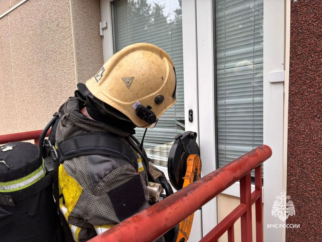 Огнеборцы Сургута проверили готовность детского сада в Барсово к экстренным ситуациям Огнеборцы Сургута проверили готовность детского сада в Барсово к экстренным ситуациям