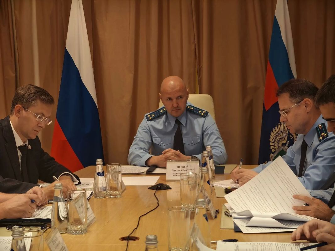 Под председательством прокурора автономного округа Дмитрия Попова состоялось заседание межведомственной рабочей группы