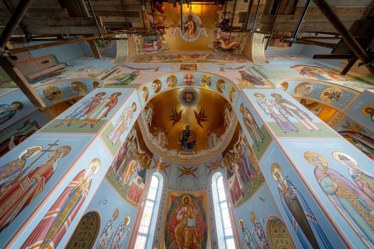 В Белом Яре открыли памятник Святым Царственным Страстотерпцам В Белом Яре открыли памятник Святым Царственным Страстотерпцам