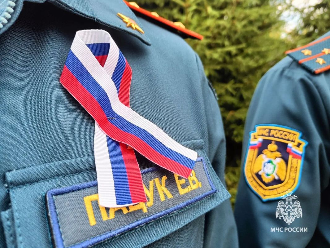 По всему округу прошли торжества в честь Дня Государственного флага РФ По всему округу прошли торжества в честь Дня Государственного флага РФ