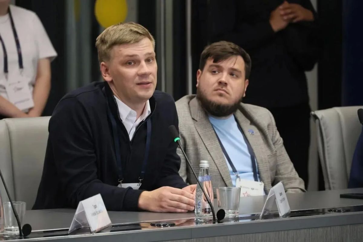 Артём Жога рассказал, что суть «Доброслужащего» — в формировании новой культуры госслужбы Артём Жога рассказал, что суть «Доброслужащего» — в формировании новой культуры госслужбы