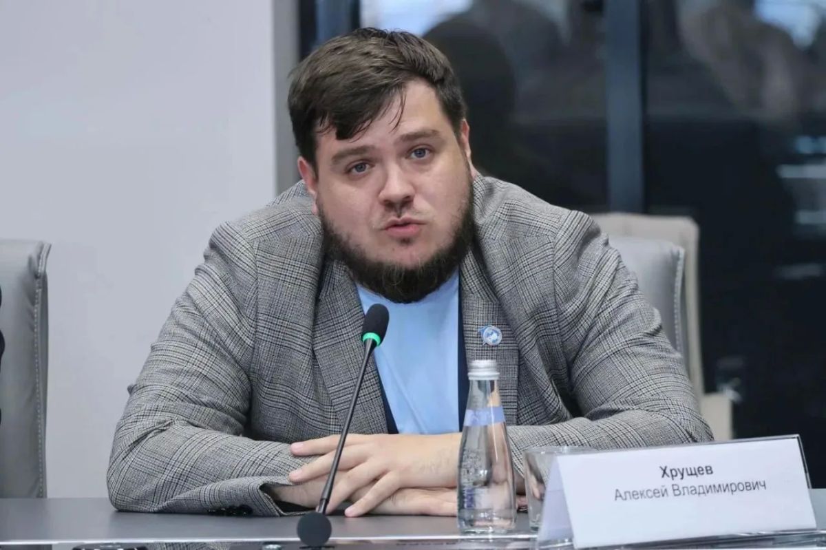 Артём Жога рассказал, что суть «Доброслужащего» — в формировании новой культуры госслужбы Артём Жога рассказал, что суть «Доброслужащего» — в формировании новой культуры госслужбы