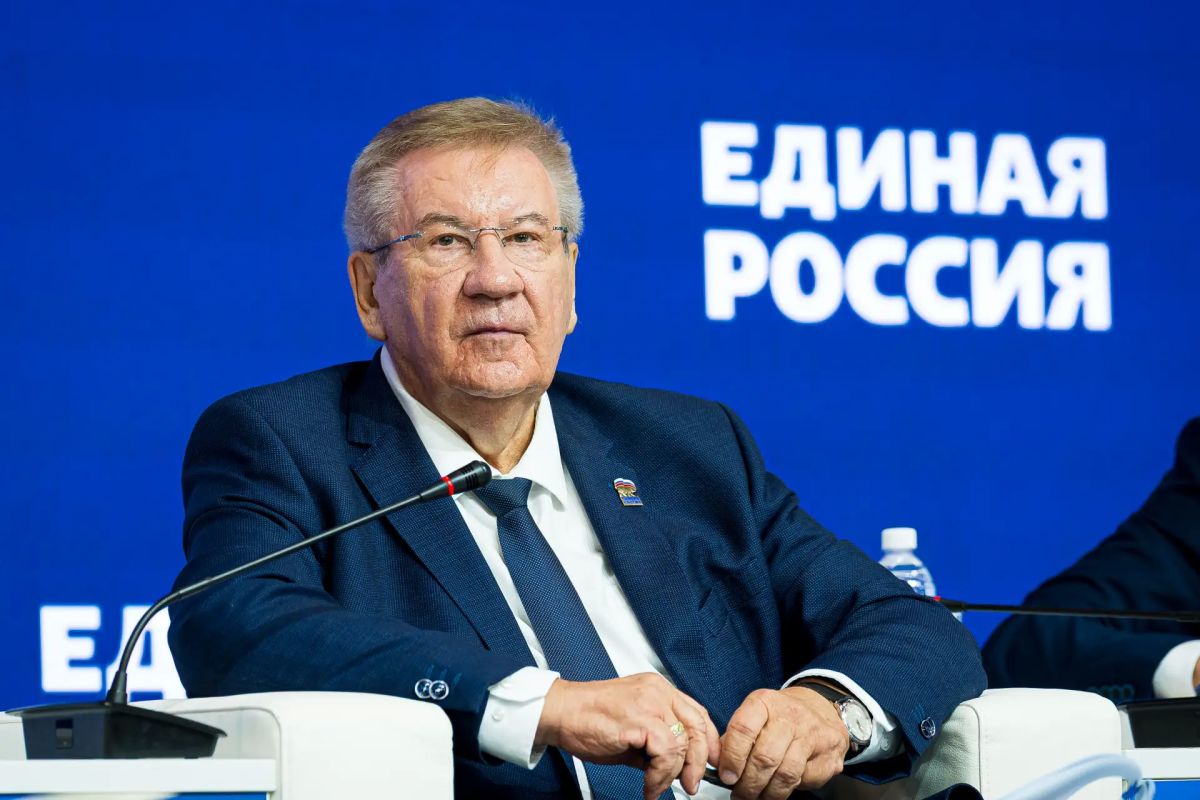 Руслан Кухарук: На Конференции партии «Единая Россия» в ХантыМансийске утвердили региональный сегмент Народной программы 2.0. В документ вошли 723 проекта – это серьезный, выверенный массив инициатив, отражающий реальные... Руслан Кухарук: На Конференции партии «Единая Россия» в ХантыМансийске утвердили региональный сегмент Народной программы 2.0. В документ вошли 723 проекта – это серьезный, выверенный массив инициатив, отражающий реальные...