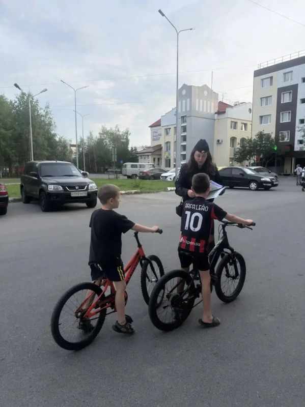 Госавтоинспекция Югры обращает внимание на безопасность детей на дорогах Госавтоинспекция Югры обращает внимание на безопасность детей на дорогах