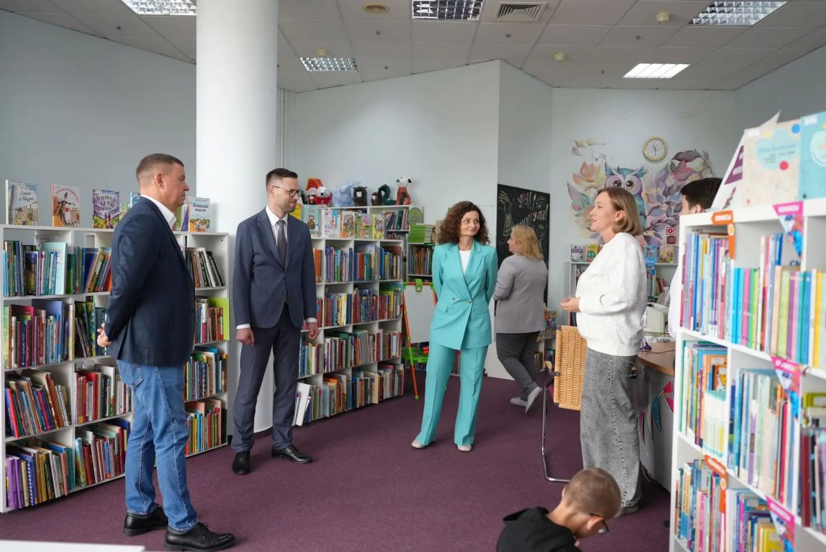 Культурное сотрудничество: Югра, Ямал и Тюменская область Культурное сотрудничество: Югра, Ямал и Тюменская область