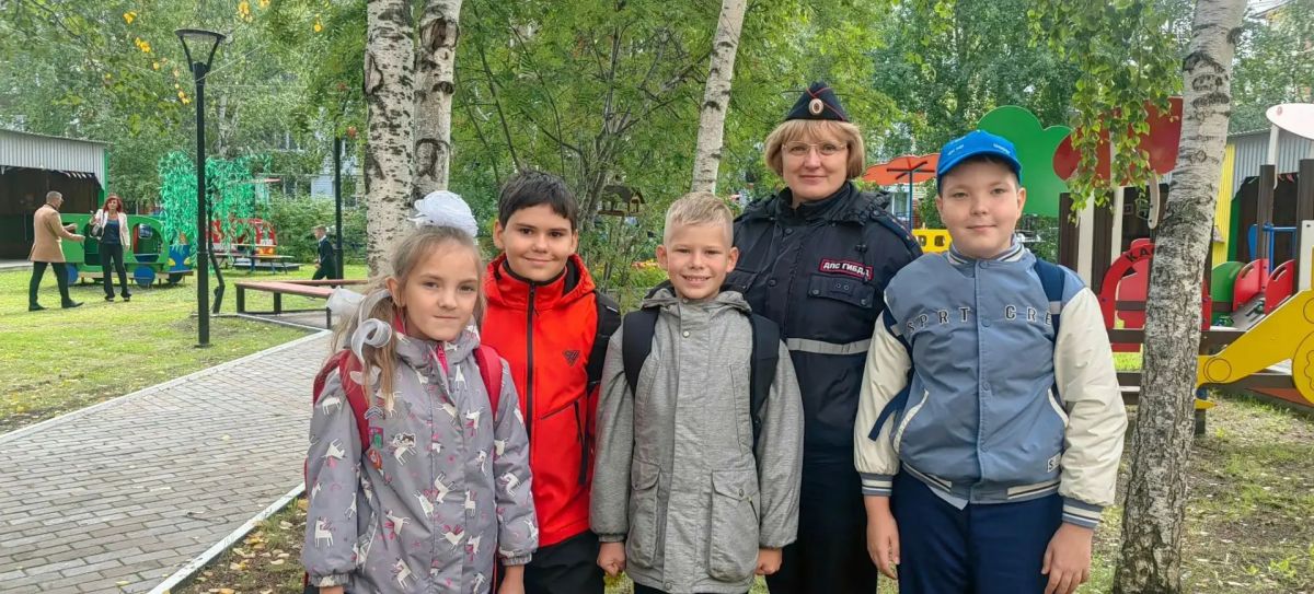 Госавтоинспекция напоминает о безопасности на дорогах в День знаний Госавтоинспекция напоминает о безопасности на дорогах в День знаний